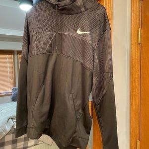 Men’s large Nike hoodie.